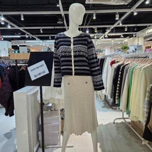 밀스튜디오 DP02 단추라운드니트가디건 LS3CDD216