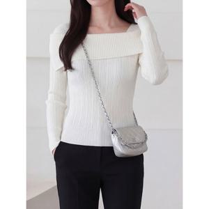 [올리비에스클로젯]오프숄더 골지 니트_O2603KN025A