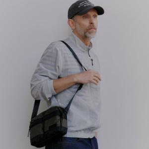 [노티그]나일론 하이넥 바람막이 자켓 그레이_OMS1JPUF101G1