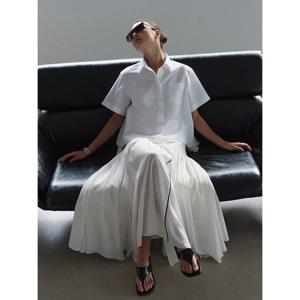 [아이잗컬렉션(피)]모던 백 플리츠 레이어드 블라우스 CS5A0BL521