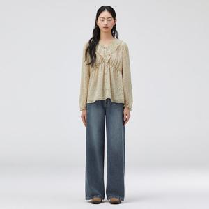 [써스데이아일랜드][여성]플라워 패턴 셔링 블라우스(T262MBL142W)