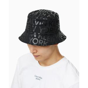 [캘빈클라인 진]공용 AOP 리버시블 버킷햇(K511426-0GK)