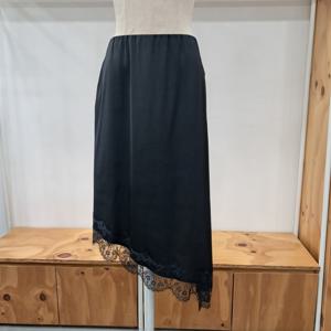 [레코브]사선레이어드샤틴스커트LC41F5SK006X_YS