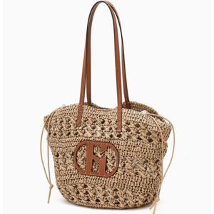 [헤지스ACC] 베이지 로고패치 라피아 숄더백 HIBA6E792I2