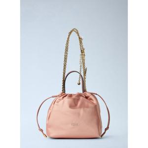 끌로에 체인 아이콘 드로우스트링 토트백 CH26UP789R88 24M