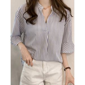 [예쎄][귈림] 브이 슬릿 넥 스트라이프 블라우스(G6SBL028P)