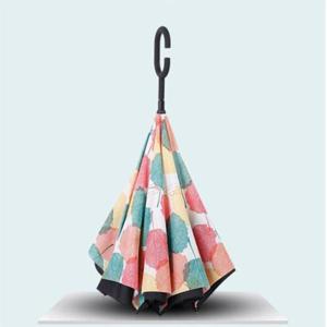 우산 거꾸로 펴지고 접는 장우산 반대로 펴고