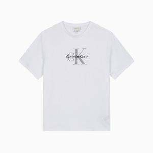 [캘빈클라인][공식] 레귤러핏 히어로 모노그램 로고 반팔 티셔츠 4RB862G YAA