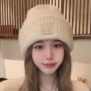 깔끔한 자수 포인트 남자 여자 두툼 니트 원단 비니