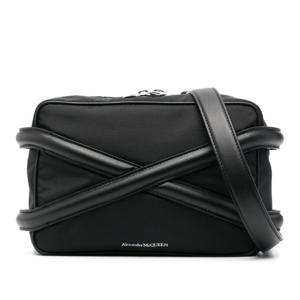 알렉산더맥퀸 블랙 가죽 렉탱귤러 크로스백 7262921AALD 1000