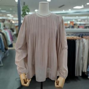 아날도바시니 DP01 핀턱주름 하프 블라우스 AY04BL32S