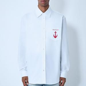 26 SS 구찌 앵커 로고 모티프 포켓 버튼다운 코튼 포플린 셔츠 화이트 833294 Z7AUX 9000