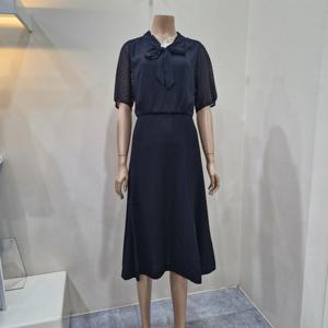 [더아이잗]더아이잗 토트 배색 타이넥 원피스 IR6A0OP261