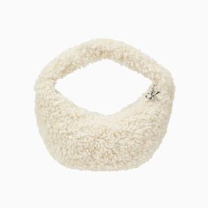 [캘빈클라인 진]여성 핀치드 쉐르파 호보백 스몰 4F3142G-QJ5