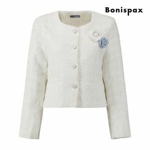 [보니스팍스] 플라워 코사지 진주 노카라 트위드 자켓 (XQ2JK001M0)