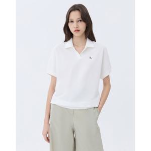 헤지스 여성 25SS 스테디셀러면화이트 로고 자수 반소매 카라 티셔츠 WSTS5B305WT