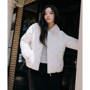 디스커버리 DISCOVERY EXPEDITION 여성 멜로즈 튜브 다운 경량패딩 (CREAM) DWDJ92056-CRS 388713