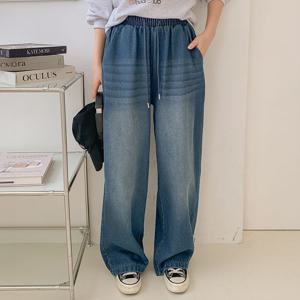 [올리비에스클로젯] 데일리 와이드 워싱 데님 밴딩 팬츠_O2603DP022A