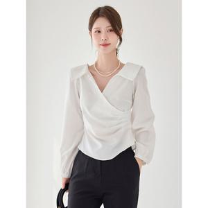 [모리스커밍홈]랩 카라 드레이프 블라우스_M2603BL079A