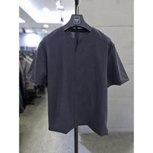 바쏘옴므 세이브존03 바쏘옴므 남자 여름 카키그레이 우븐 스판 슬릿넥 반팔티 WSAFA2KT79A