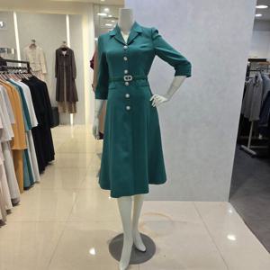 [미니멈]버튼 장식 A라인 카라 원피스 MYBAWO30201