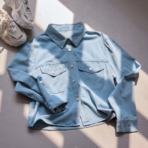 [커스텀에이블] 크롭 포켓 데님 셔츠_T2604BL052A