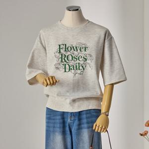 [커스텀에이블] 로즈 레터링 반팔 맨투맨_T2604TS047A