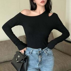 스판티 F006808 보트넥 오프숄더 어깨트임