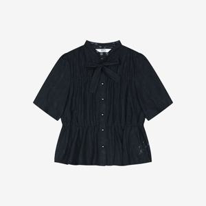 [베스띠벨리][26신상] 쉬폰 타이넥 셔링 블라우스 BMBAF24730_US