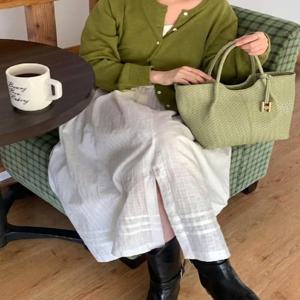 [헤지스] 아르코 위빙 라이트 그린 토트 M /HIBA6E355E1