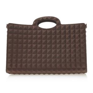 [발렌티노 가라바니] 르 트루아지엠 스터드 토트백 2Y0B0C10 XLU