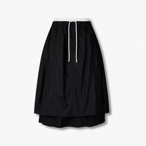 [스튜디오 톰보이]허리배색 볼륨스커트(양말 증정) 9105332114