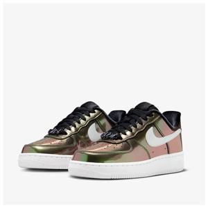 나이키 우먼스 AIR FORCE 1 07 LV8 FV1173-010