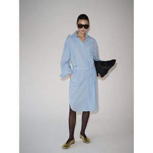 [아이잗컬렉션(피)]소프트 스트라이프 롱 블라우스 CS4A0BL441