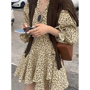 [예쎄][귈림] 잔꽃 브이넥 캉캉 원피스(G6SOP033P)