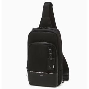 [헤지스ACC] 블랙 라인배색 슬링백 HJBA6F063BK