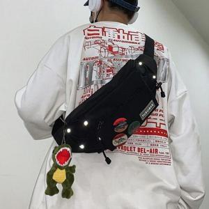 [주식회사 브이와이][JH4R06Q4_51IL]크로스 바디 뱃지 메신저 백