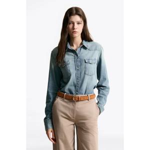 타미힐피거 여성 라이트워싱 데님 셔츠 T22F6WSH033WT1(25FW) T22F6WSH033WT1