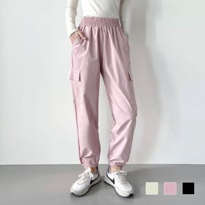 네프티 바스락 카고 조거팬츠 OD-221215 여성융털트레이닝바지