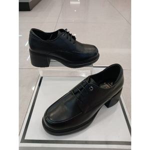 [엘칸토][엘칸토] 여성 소가죽 청키 옥스포드로퍼LCWD44U539 (P0