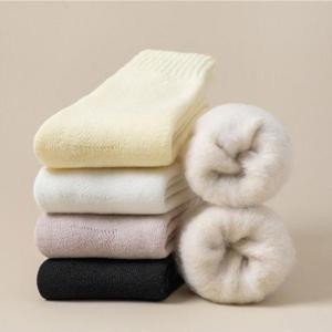 여자두꺼운양말 여성 스노우 따뜻한 기모 두꺼운 털양말 방한양말