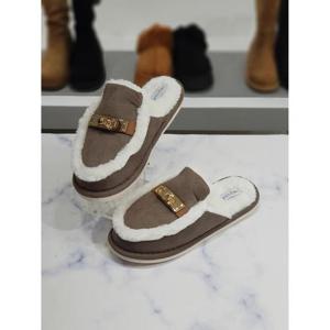 한슈 세이브존03 골드 버클 퍼 라인 블로퍼 단화 2cm AGHS242545egA