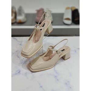 한슈 세이브존03 켈리 스퀘어 미들 슬링백힐 6.5cm AGHS673924msA