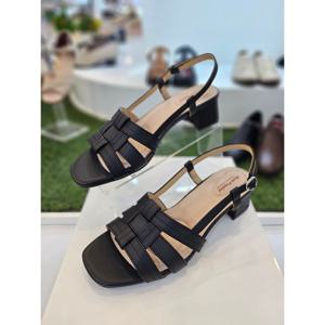 [허시파피]여성 4CM 경량 논슬립 청키힐 샌들 No 3FR021