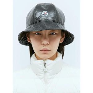 26 SS 몽클레어 여성 로고 패치 버킷 햇 mon0257037blk