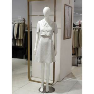 [에꼴드파리]MARIO탈착 레이스 칼라 플레어 원피스 09DRB44WOAM09D