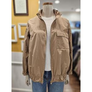 BCBG 세이브존01 캡틴 메모리 점퍼 B5C8R162