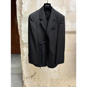 26SS Balenciaga Balenciaga 블랙 울 Wrap tailored 자켓 857365TNT391000 TP569902195