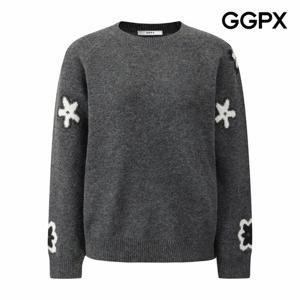 [GGPX] 플라워 짜임 라운드넥 울 니트 (GQ1KP019F)