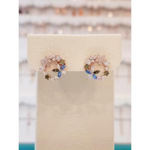 볼라레 세이브존01 미리내 멀트 큐빅 꽃다발 귀걸이 spe814